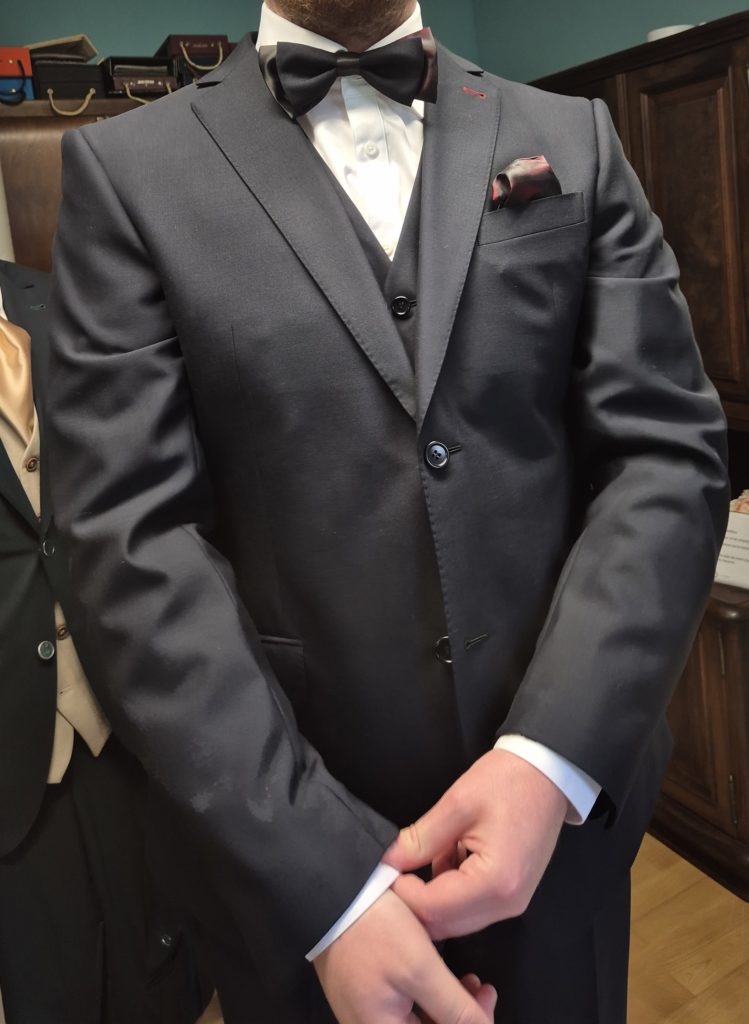 Costume homme personnalisé à prix réduit